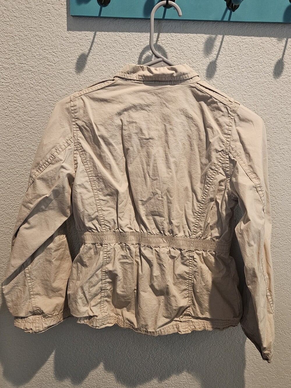 GAP Beige Utility Jacket with Front Pockets - Picture 2 of 4
